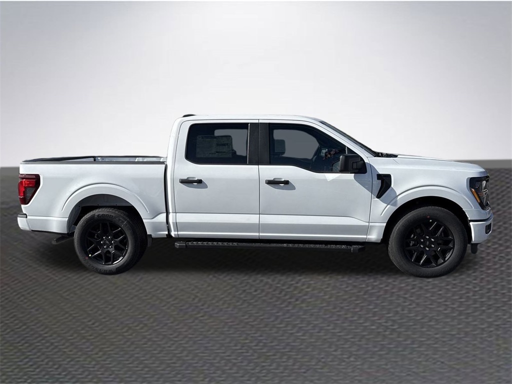 2025 Ford F-150 STX photo 4