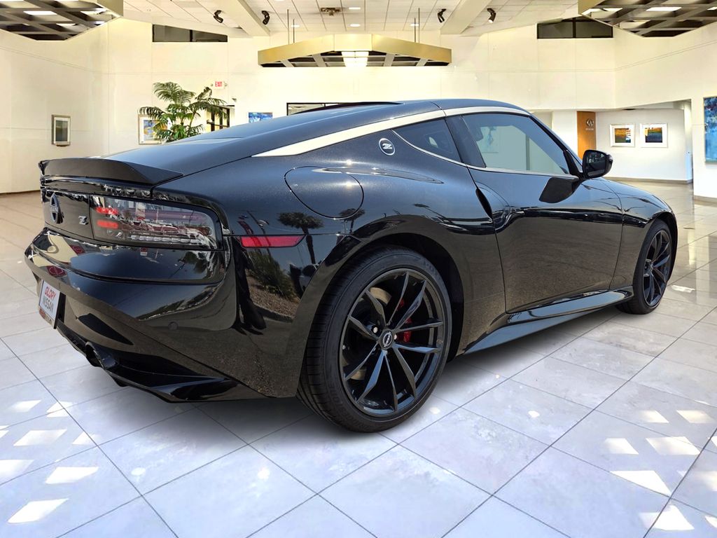 2025 Nissan Z Performance photo 4