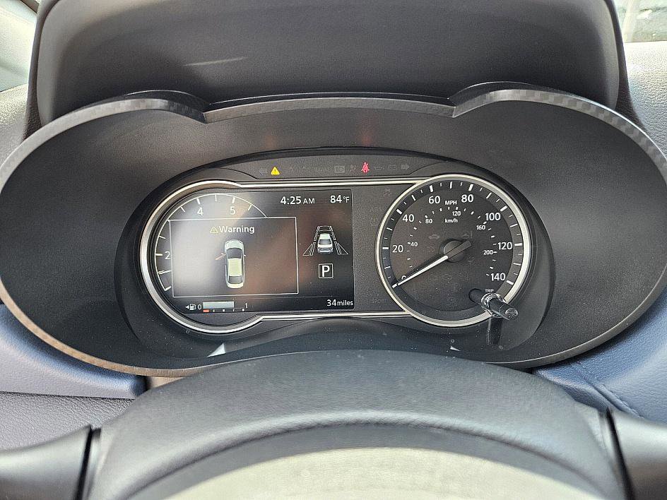 2025 Nissan Versa SV photo 26