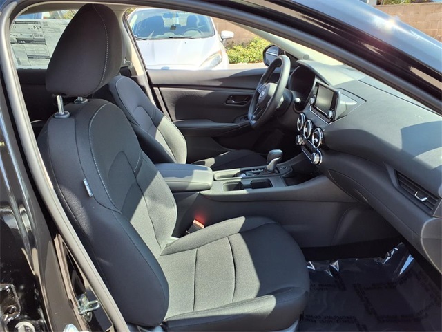 2025 Nissan Sentra S photo 6