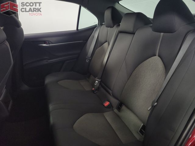 2021 Toyota Camry LE photo 14
