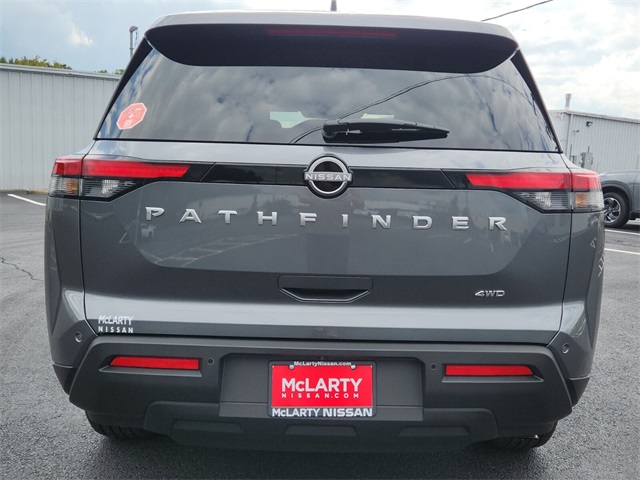 2025 Nissan Pathfinder SV photo 3