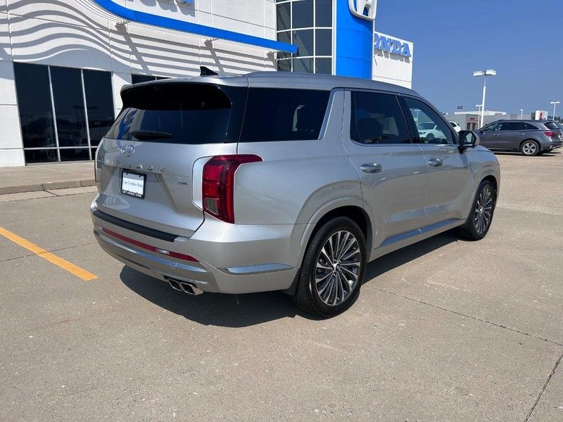 2024 Hyundai Palisade Calligraphy photo 2