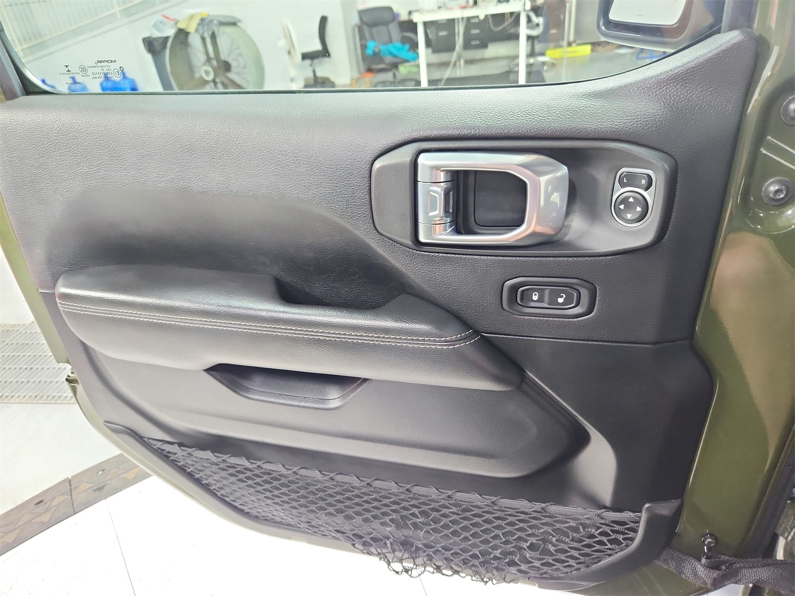 2021 Jeep Wrangler Unlimited Sahara photo 29