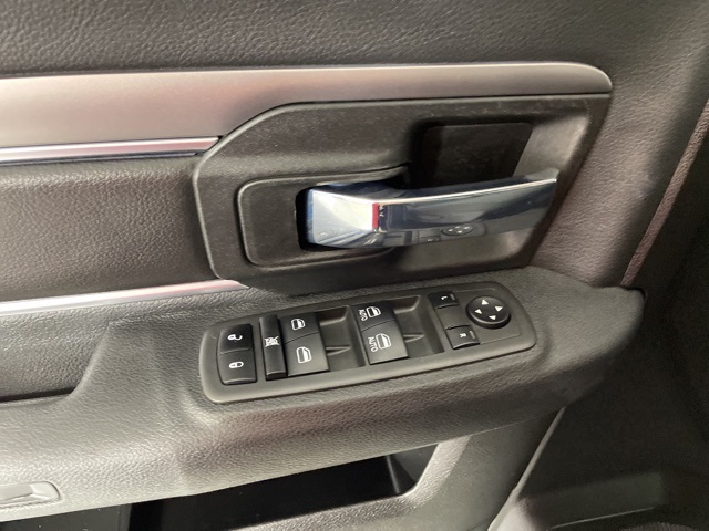 2022 Ram 1500 Classic Warlock photo 15