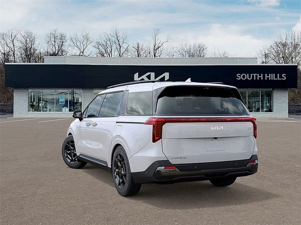 2026 Kia Carnival SX Prestige photo 3