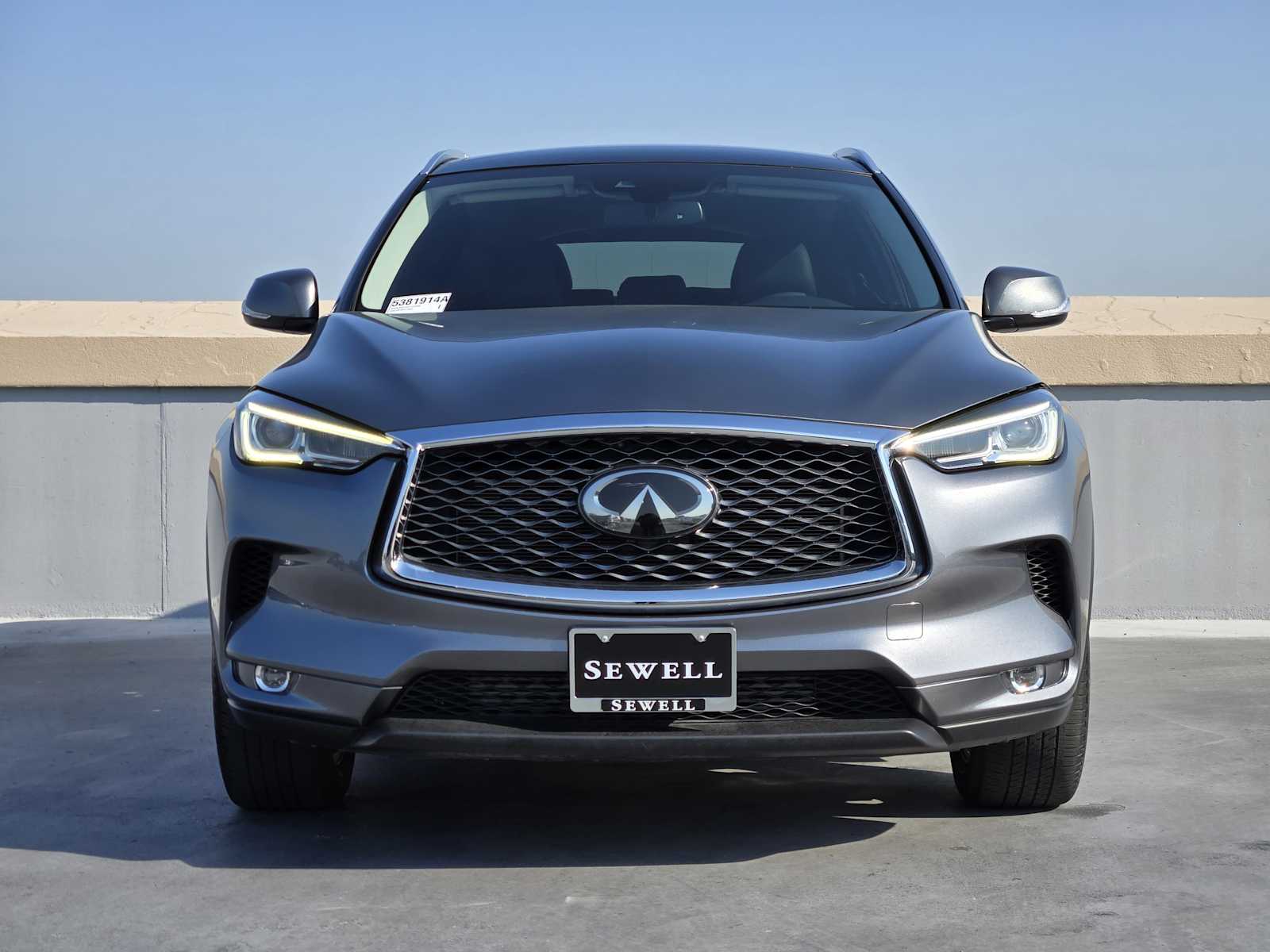 2020 Infiniti QX50 Luxe photo 2