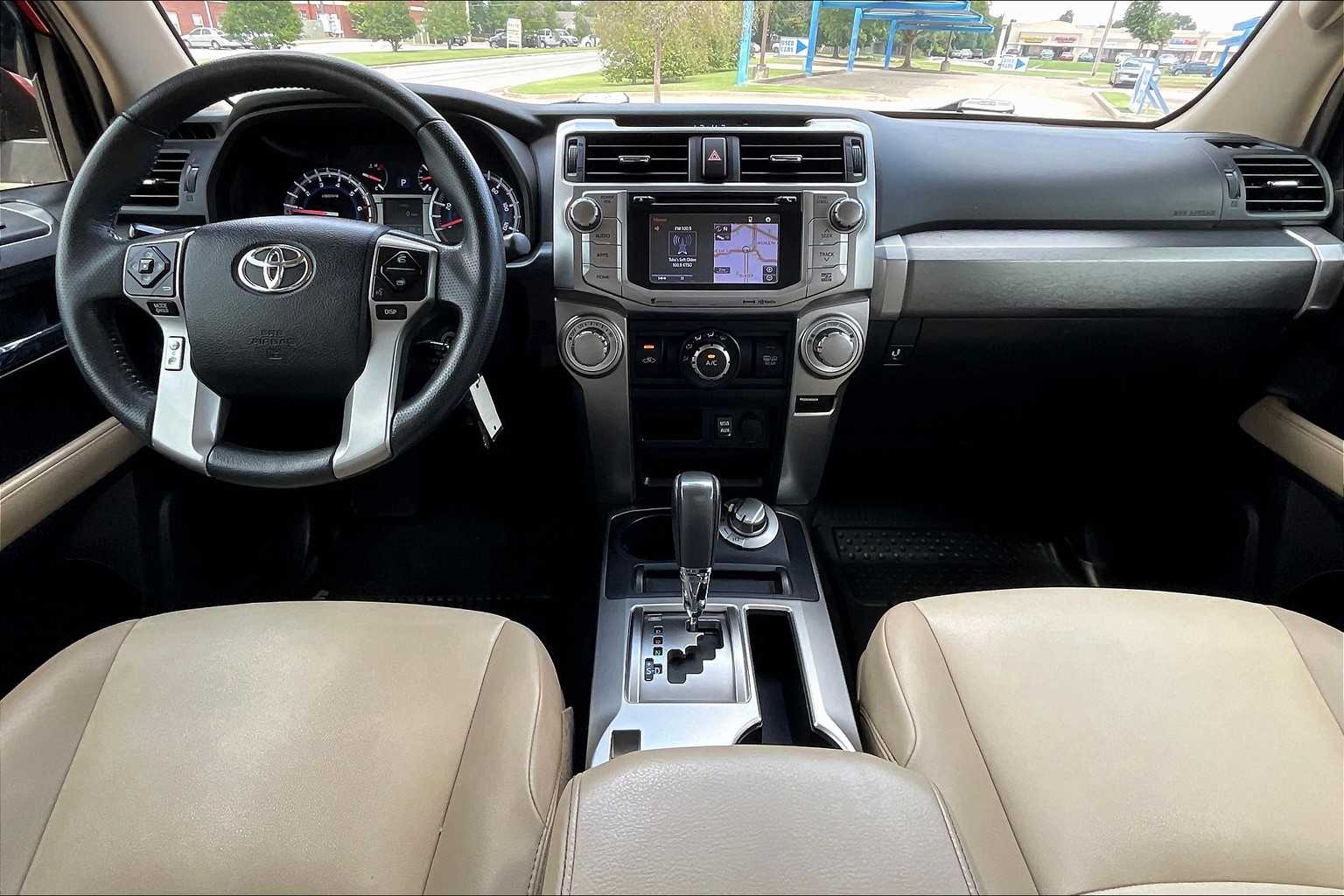 2019 Toyota 4Runner SR5 Premium photo 14
