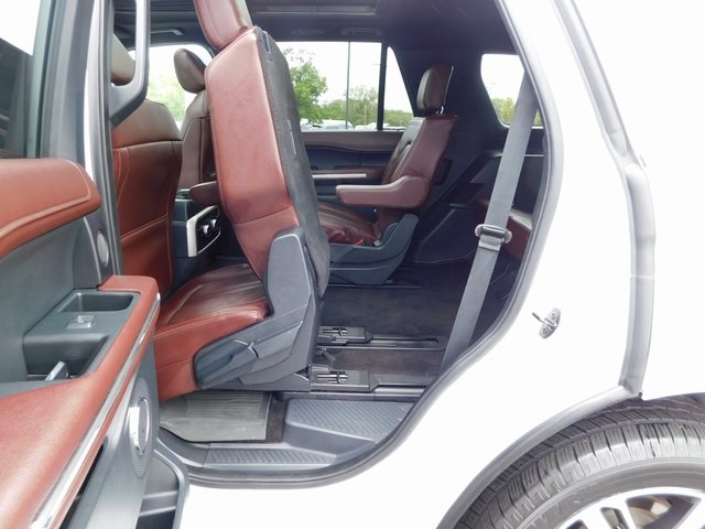 2022 Ford Expedition Limited photo 29