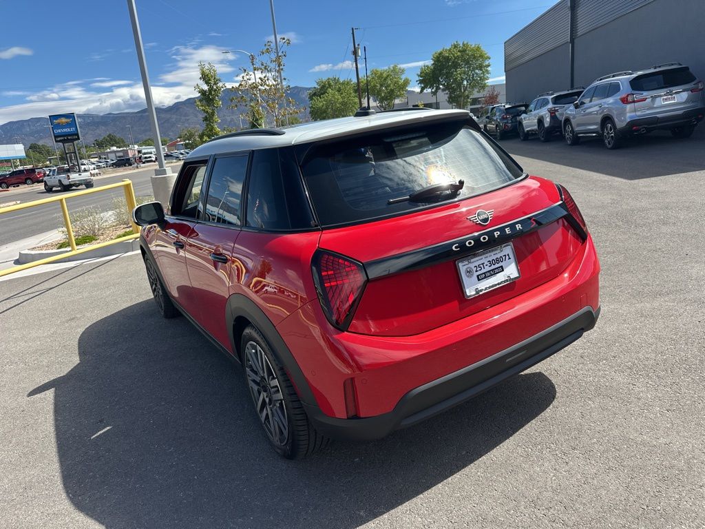 2025 Mini Cooper 4 Door Hardtop Signature photo 8