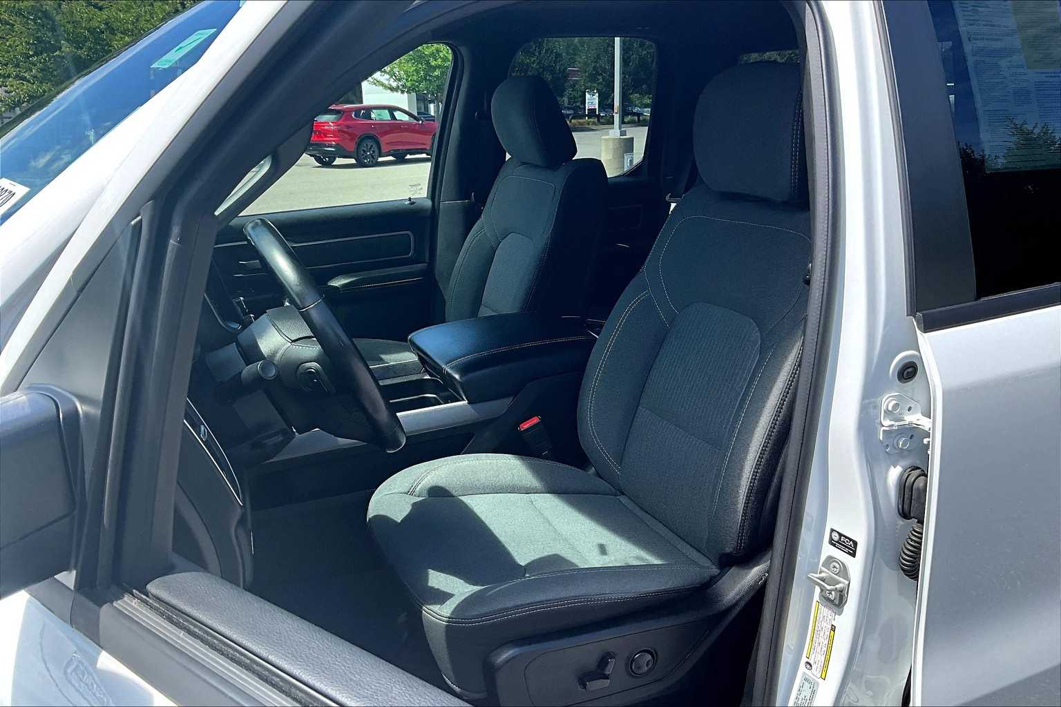2022 Ram 1500 Big Horn photo 9