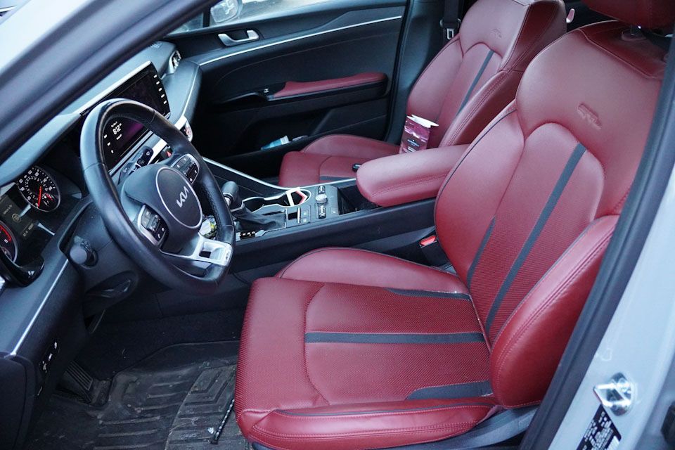 2024 Kia K5 GT-Line photo 3