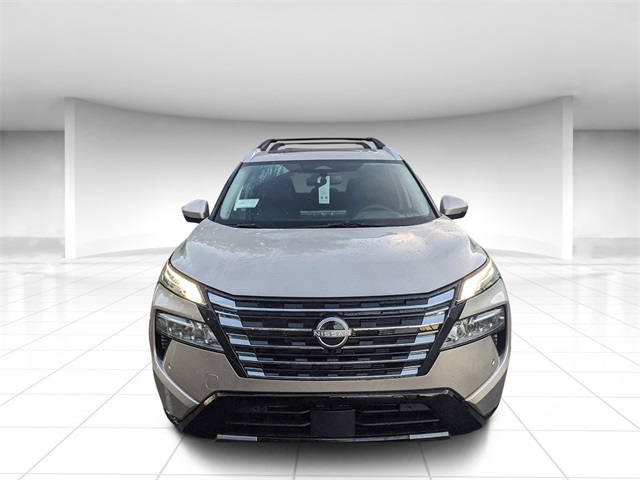 2026 Nissan Rogue Platinum photo 4
