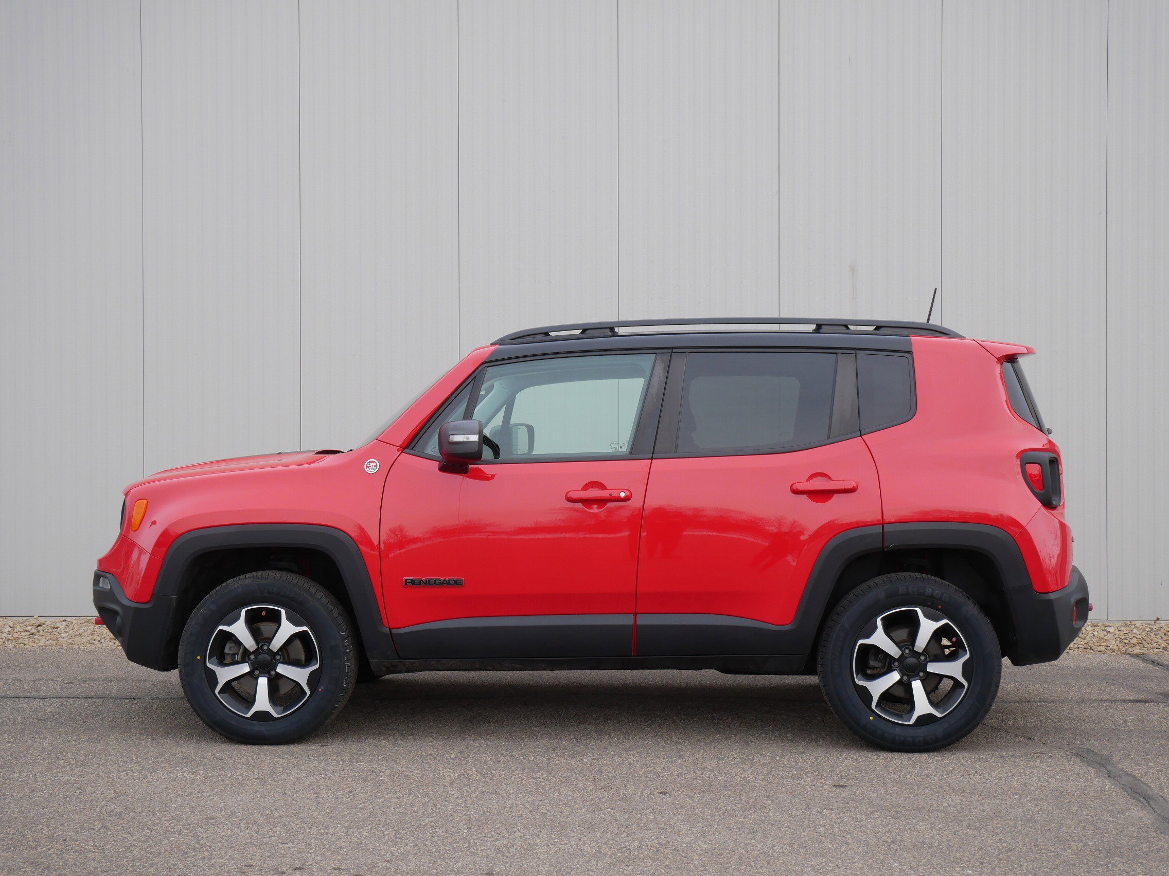 Used 2019 Jeep Renegade Trailhawk with VIN ZACNJBC15KPK31523 for sale in Hastings, Minnesota