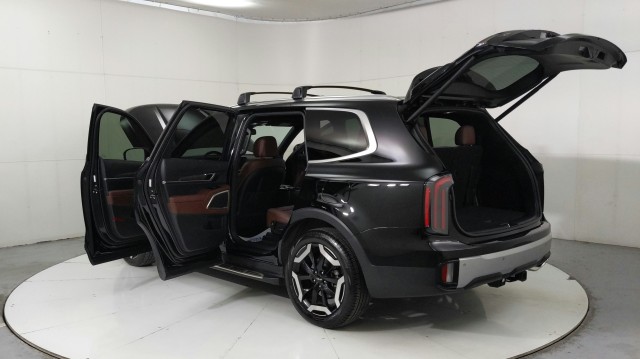 Used 2024 EBONY BLAC Kia EX image 10