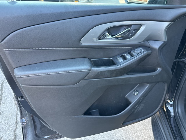 2022 Chevrolet Traverse Leather photo 19