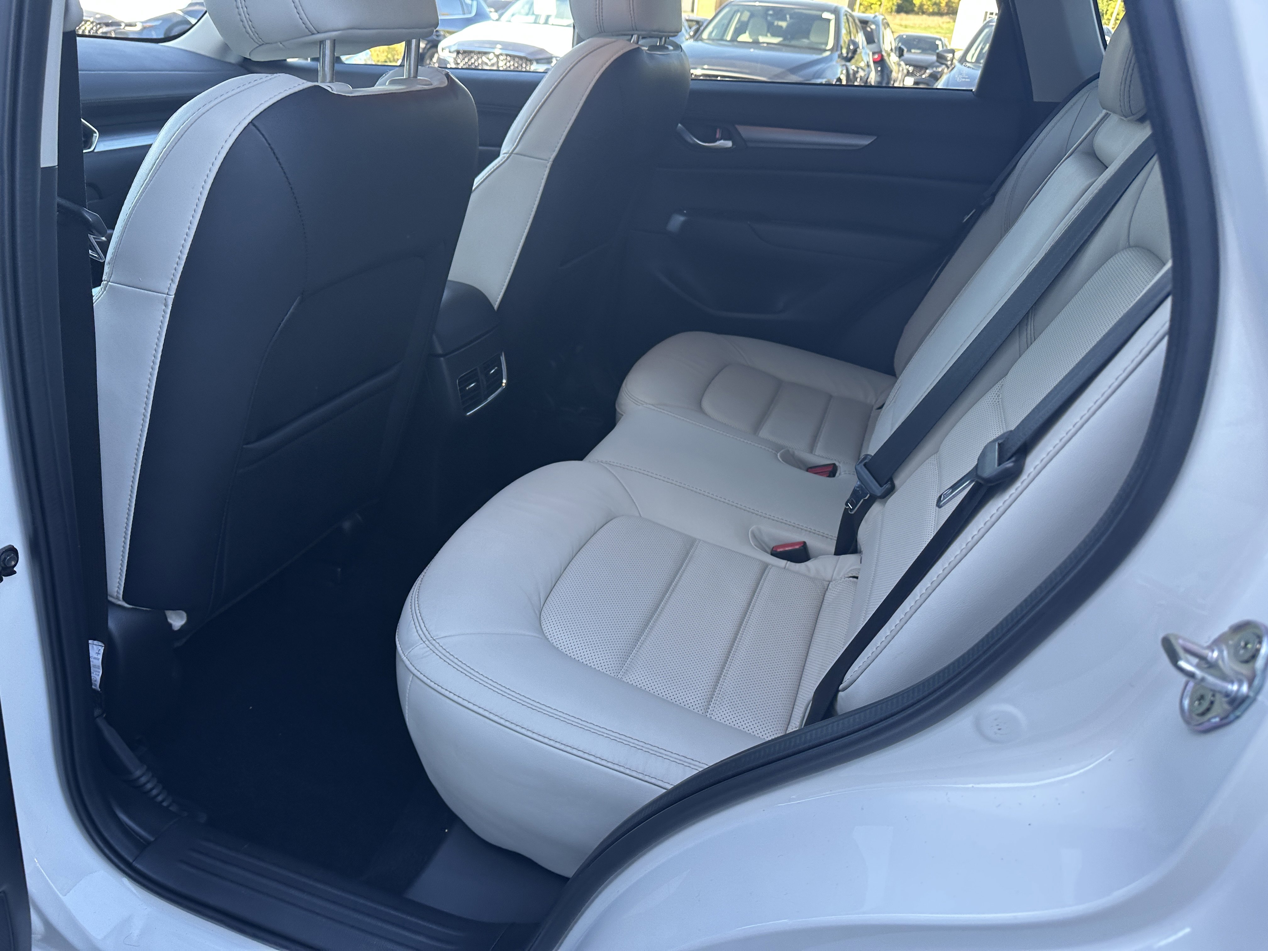 2023 Mazda CX-5 2.5 S Preferred photo 10