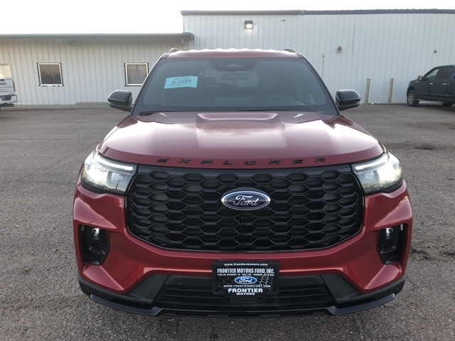2025 Ford Explorer ST-Line photo 3