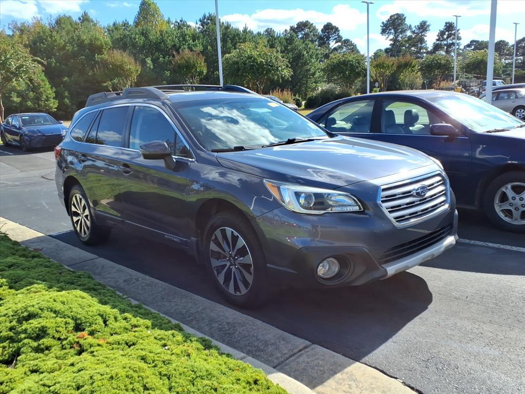 2016 Subaru Outback 2.5i Limited photo 2