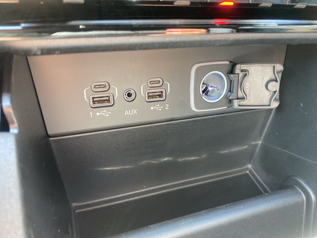 2025 Jeep Grand Cherokee Limited photo 38