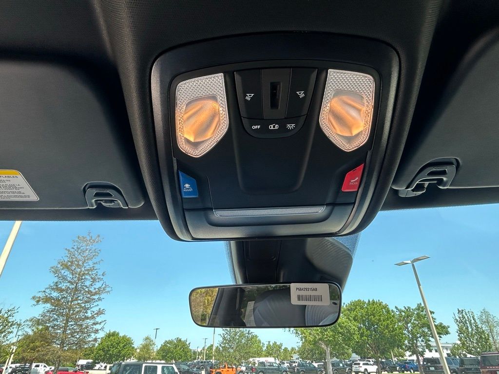 2026 Ram 1500 Tradesman photo 6