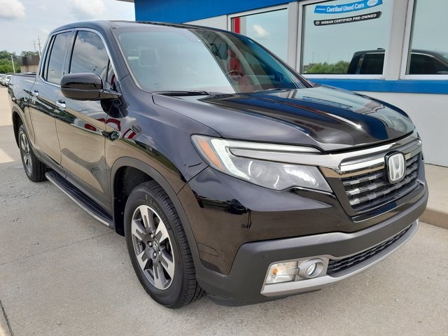 2017 Honda Ridgeline RTL-E photo 2
