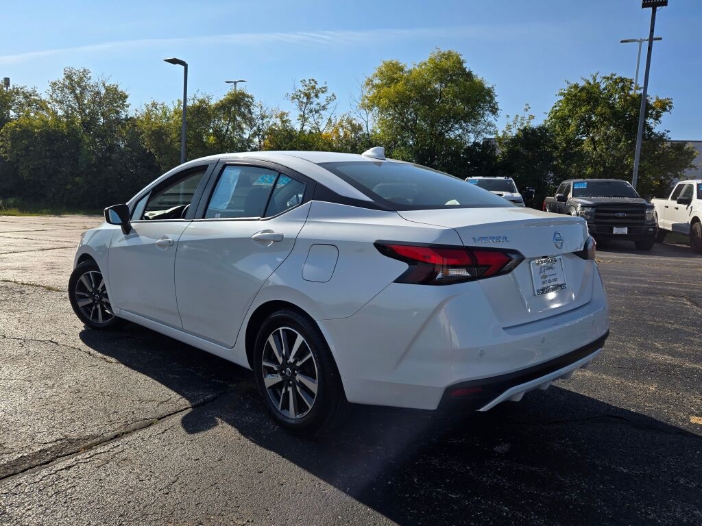 2022 Nissan Versa 1.6 SV photo 11