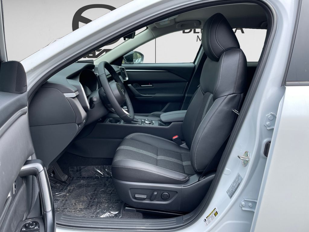 2025 Mazda CX-50 Preferred photo 9