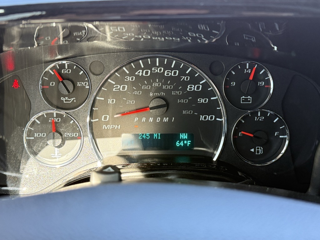 2025 Gmc Savana photo 23