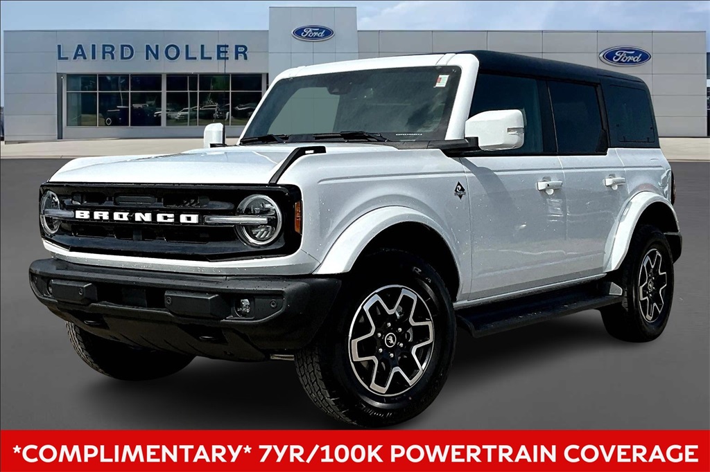 2025 Ford Bronco 4-Door Outer Banks's photo