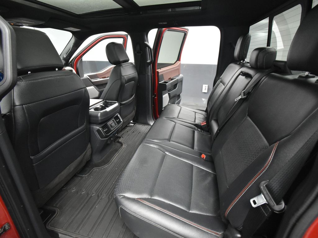 2021 Ford F-150 Lariat photo 31