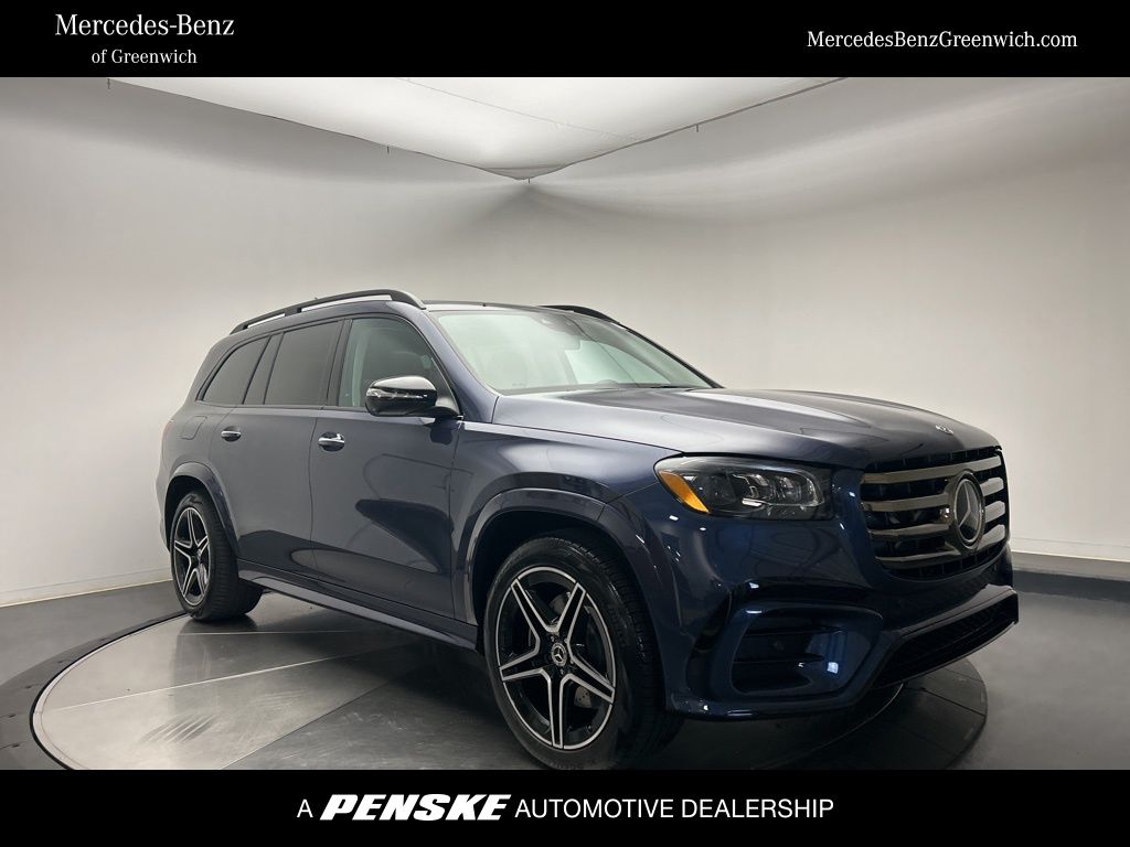 2026 Mercedes-Benz GLS Base's photo