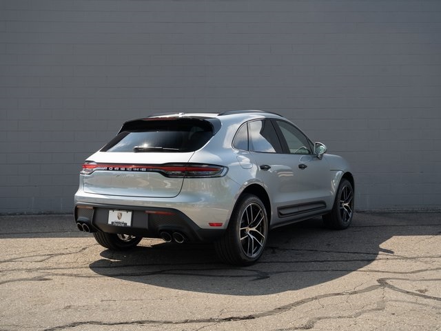 2026 Porsche Macan T photo 7
