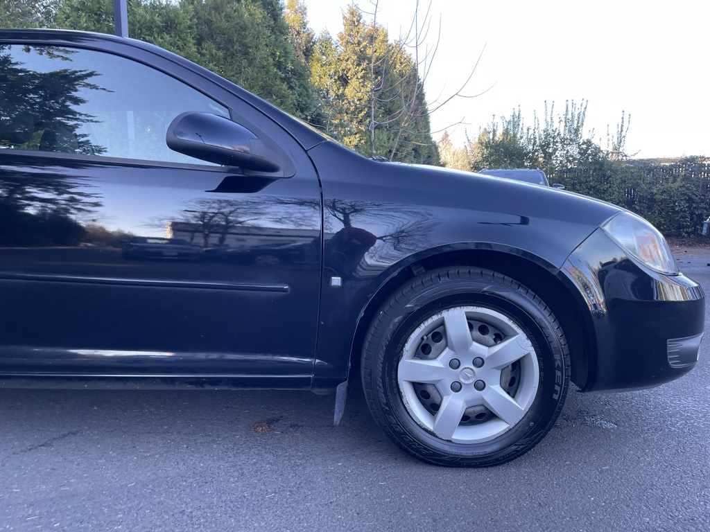 Used 2009 Pontiac G5 Base with VIN 1G2AS18H397118809 for sale in Gladstone, OR