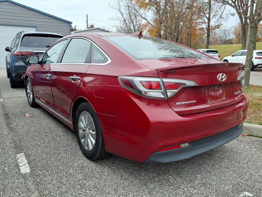 2016 Hyundai Sonata Hybrid SE photo 3