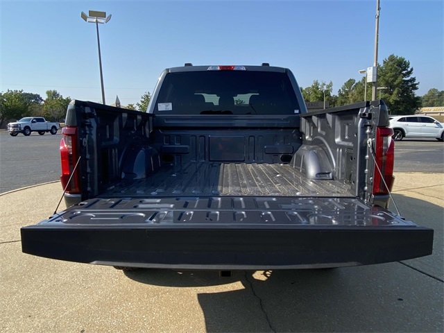 2025 Ford F-150 XLT photo 7
