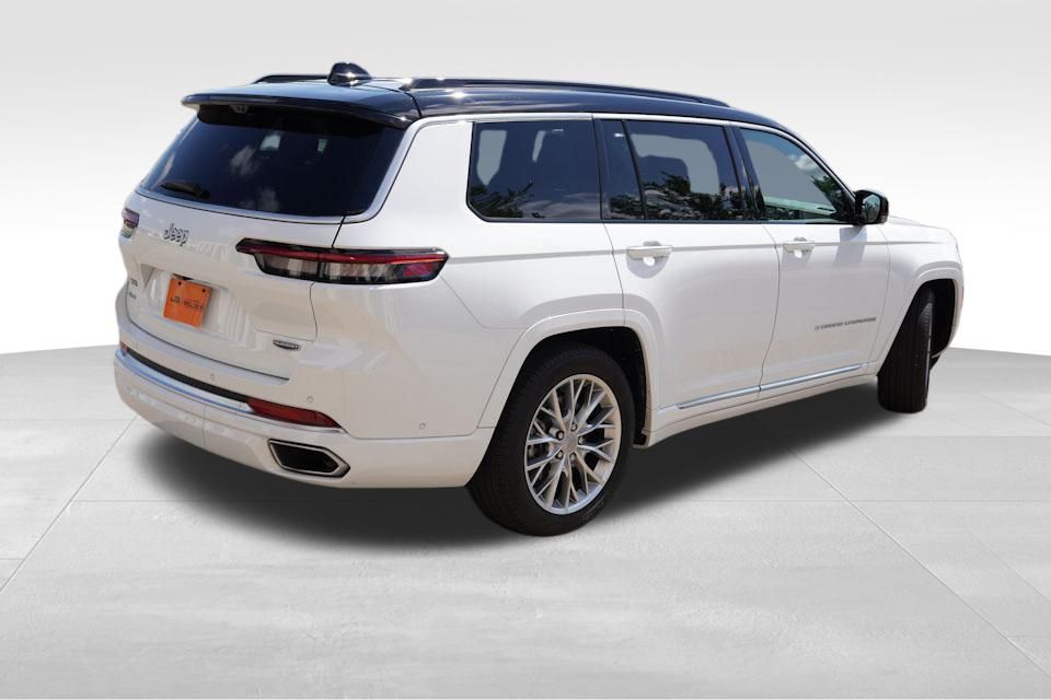 2024 Jeep Grand Cherokee L Summit photo 5