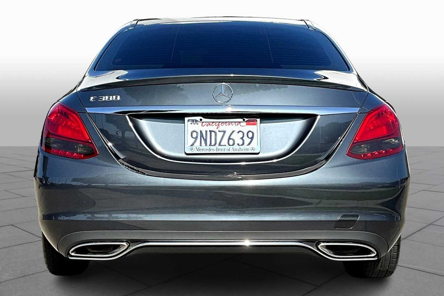 2015 Mercedes Benz C 300 photo 4
