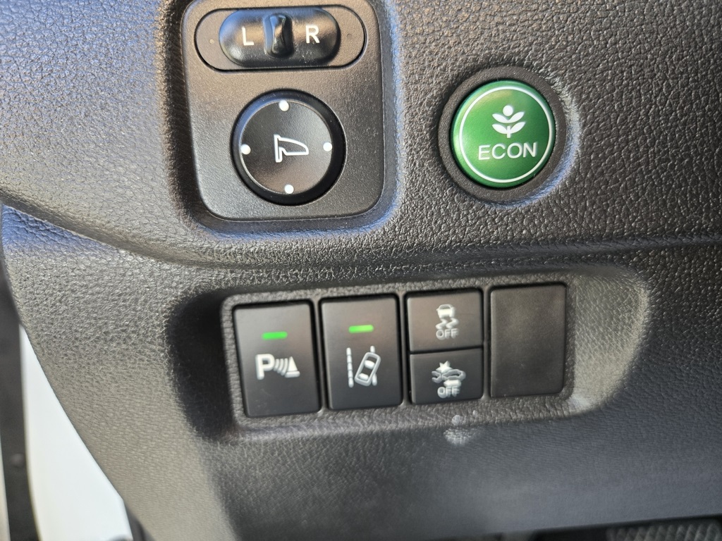 2017 Honda Pilot Elite photo 14