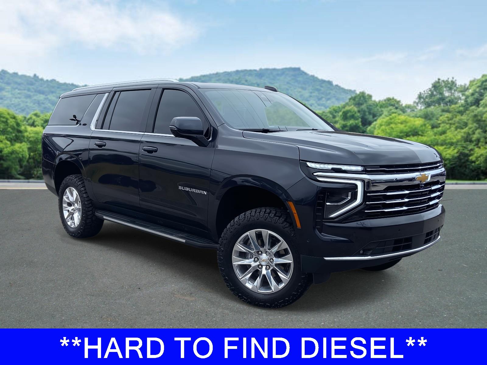 2025 Chevrolet Suburban LT's photo