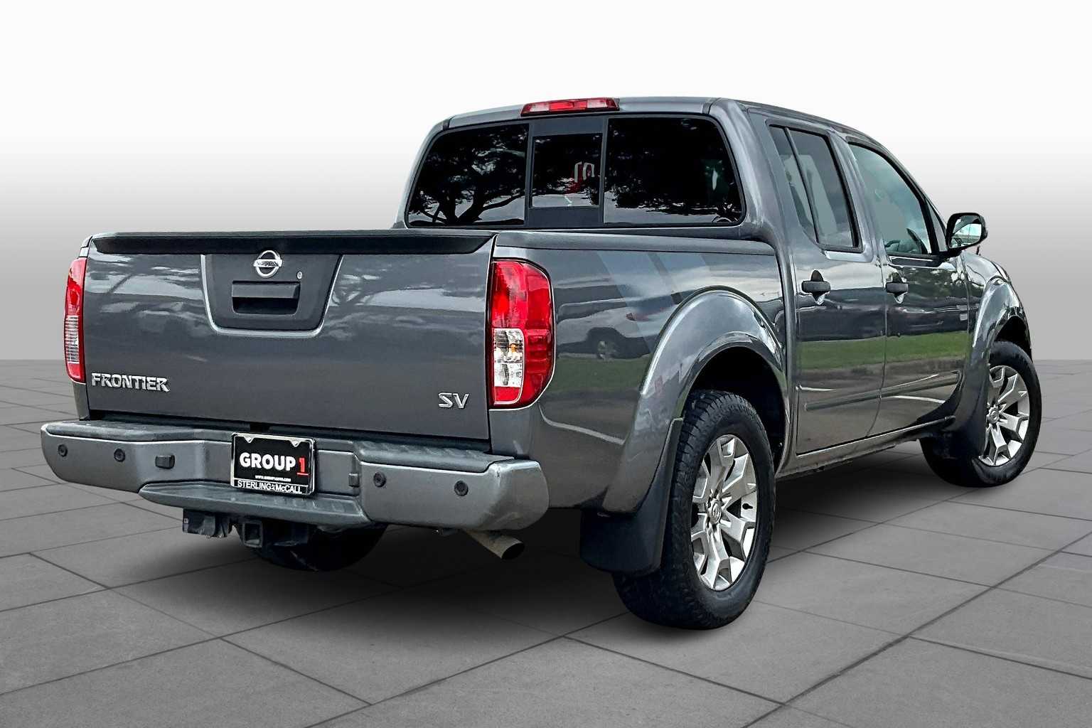 2020 Nissan Frontier SV Crew Cab photo 10
