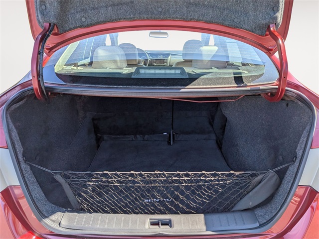 2015 Nissan Sentra SL photo 26
