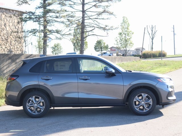 2026 Honda HR-V LX photo 2