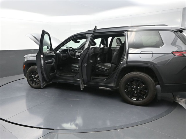 2024 Jeep Grand Cherokee Altitude photo 34