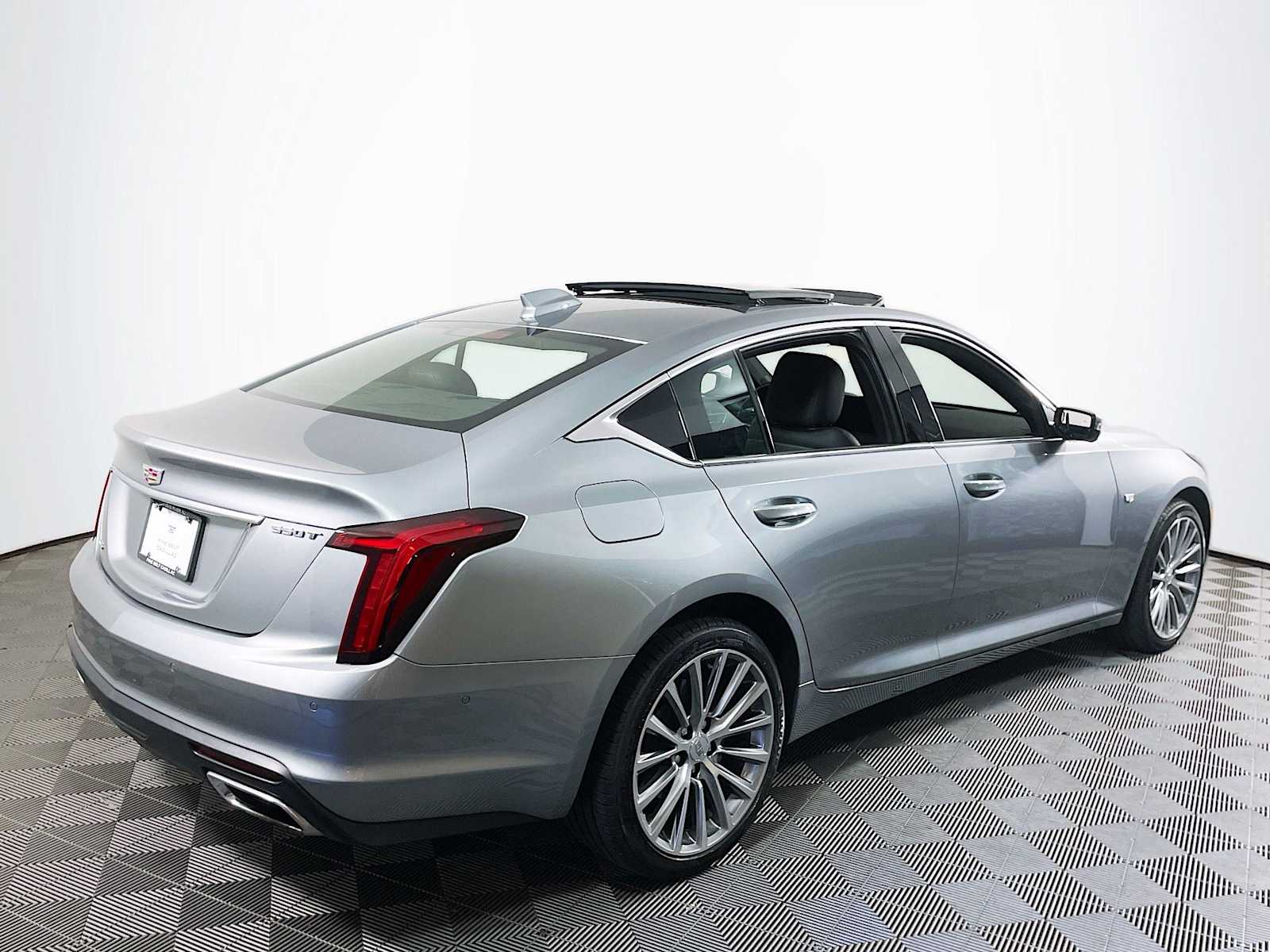 2025 Cadillac CT5 Premium Luxury photo 4