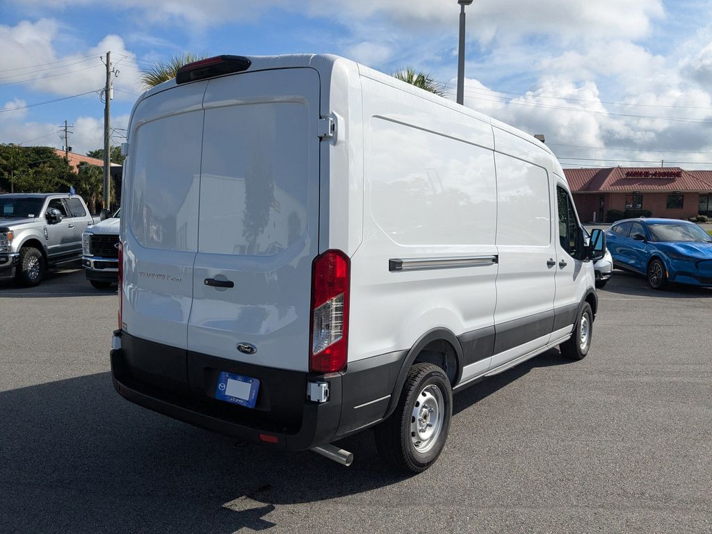 2025 Ford Transit photo 4