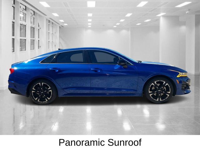 2021 Kia K5 GT-Line photo 2