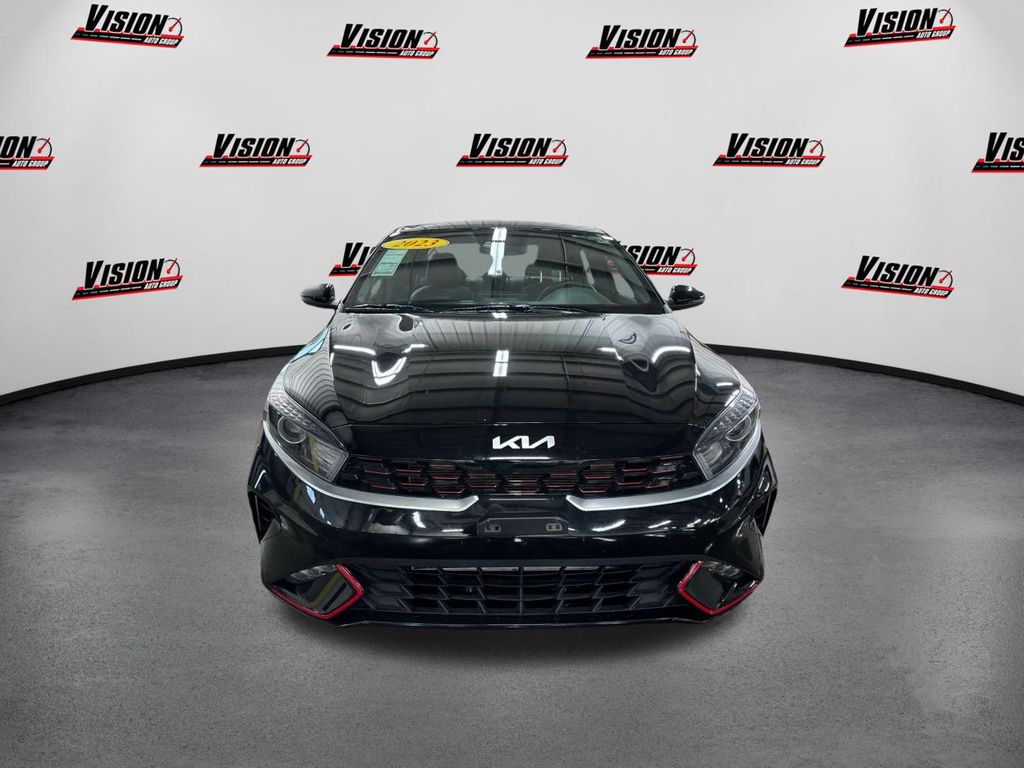 2023 Kia Forte GT-Line photo 2