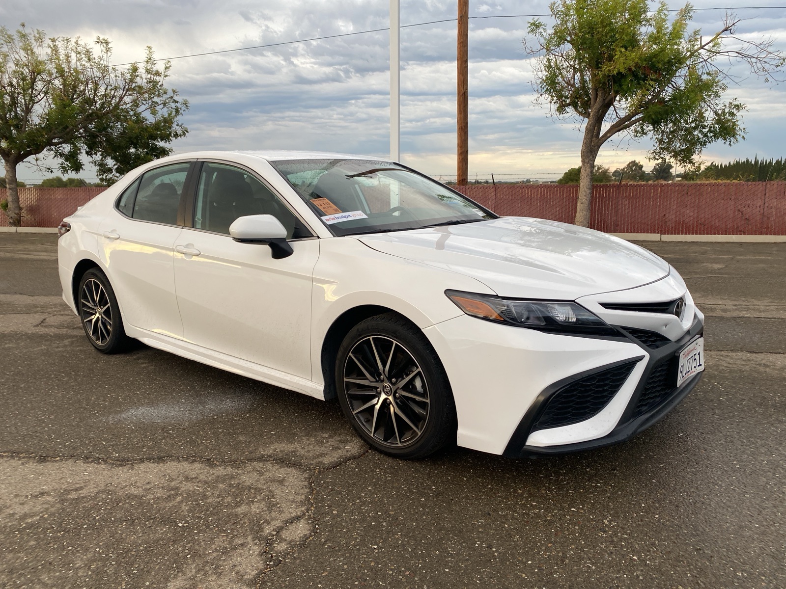 2024 Toyota Camry SE photo 3