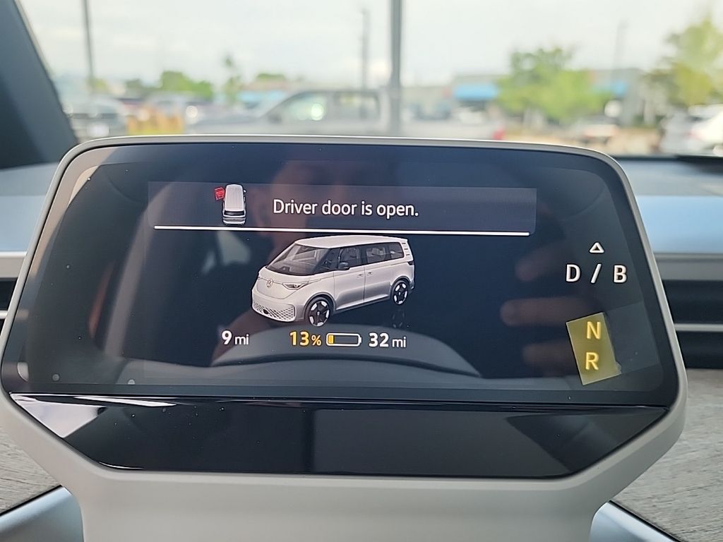 2025 Volkswagen ID. Buzz photo 12
